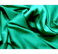 Hedvábí - hedvábí 8240 smaragdové