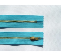 Galanterie - kovový zip 16 cm akvamarínový