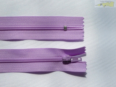 zip spirálový 18cm lilla