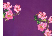 fialová viskóza 2409 s růžovými květy