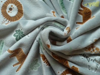 šedý flanel fleece se zvířátky