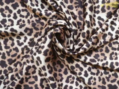 hedvábná šatovka 3216 vzor leopard