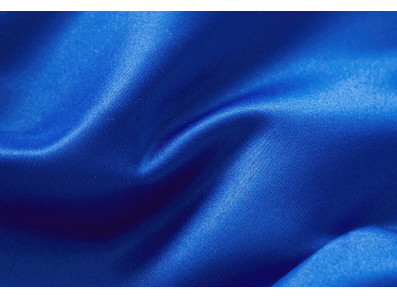 svatební satén modrý