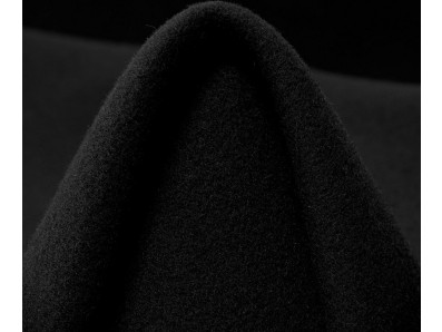 loden v černé barvě