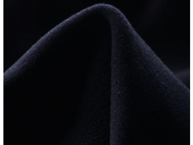 loden v tmavě modré barvě