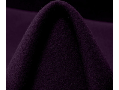 loden v purpurové barvě