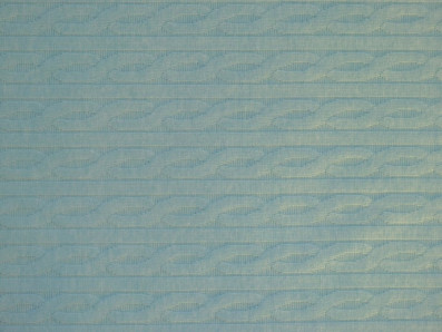 pletenina v bledě modré barvě 3335 s copánkovým vzorem