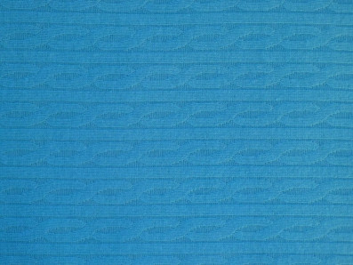 pletenina v modré barvě 3335 s copánkovým vzorem