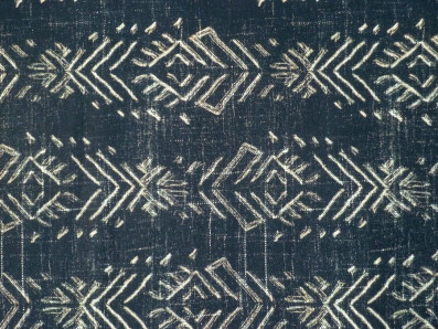 černé acetátové hedvábí 3315 s etno vzorem