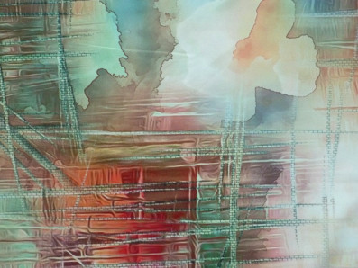 zelená hedvábná šatovka 2453 s geometrickým vzorem