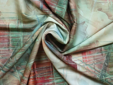 zelená hedvábná šatovka 2453 s geometrickým vzorem