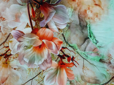 zelená hedvábná šatovka 2477 s magnóliemi