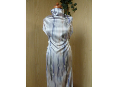 hedvábná šatovka 2736 abstraktní vzor