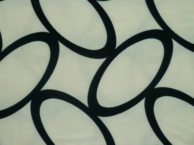 krémové acetátové hedvábí 3323 s geometrickým vzorem