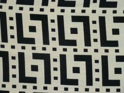 krémové acetátové hedvábí 3323 s meandrovým vzorem