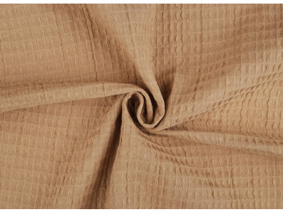 vaflovina v barvě camel