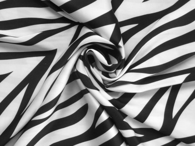 bílé hedvábí 3320 černý zebra vzor