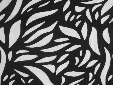 černé hedvábí 3320 bílý vzor s listy