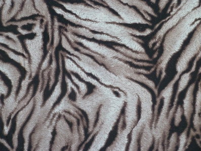 hedvábná šatovka 3325 s tygřím vzorem