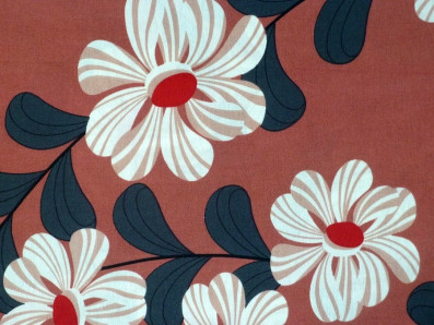 terakotová šatovka 2024 s květy