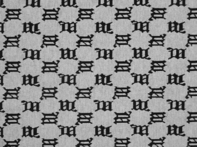 úplet 3506 s monogramovým vzorem